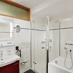 活力酒店 4*